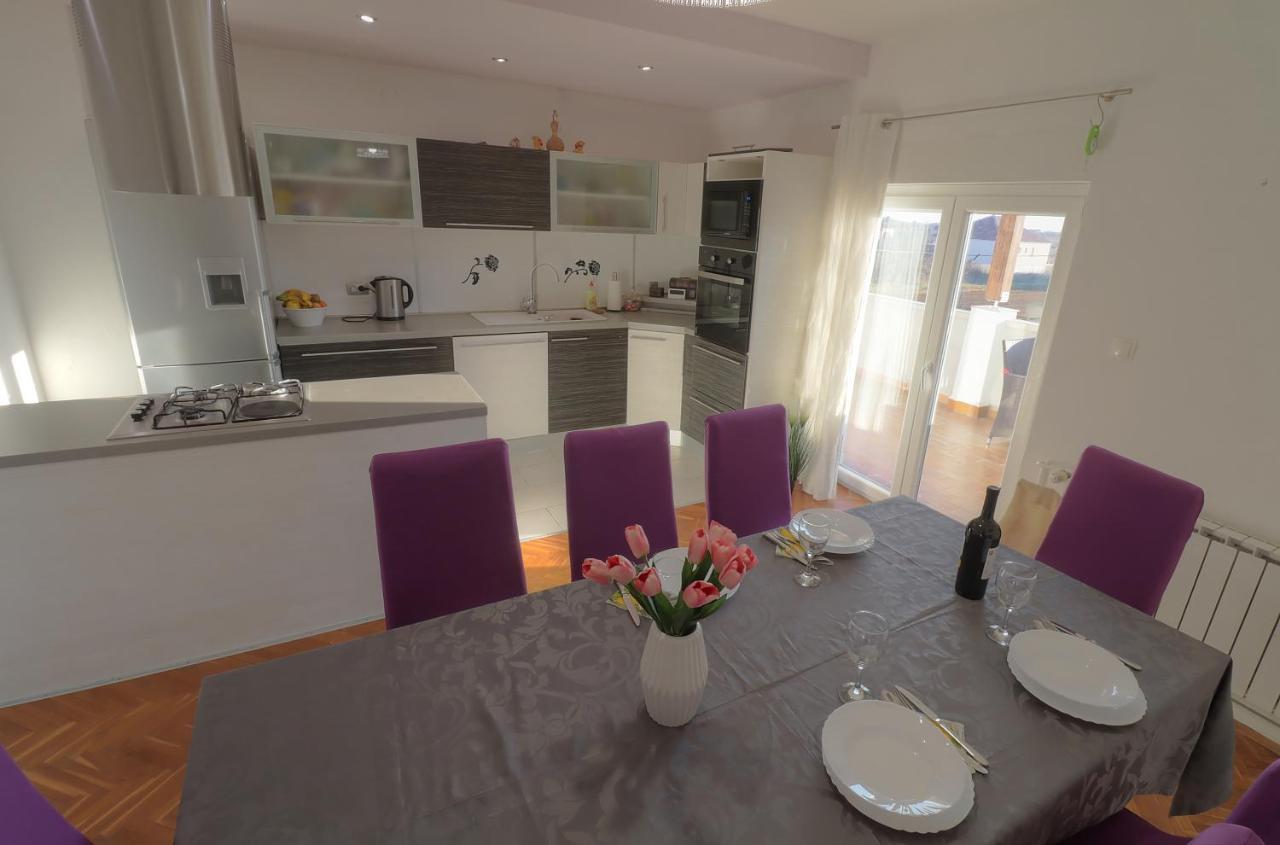 Melanie Appartement Privlaka  Buitenkant foto