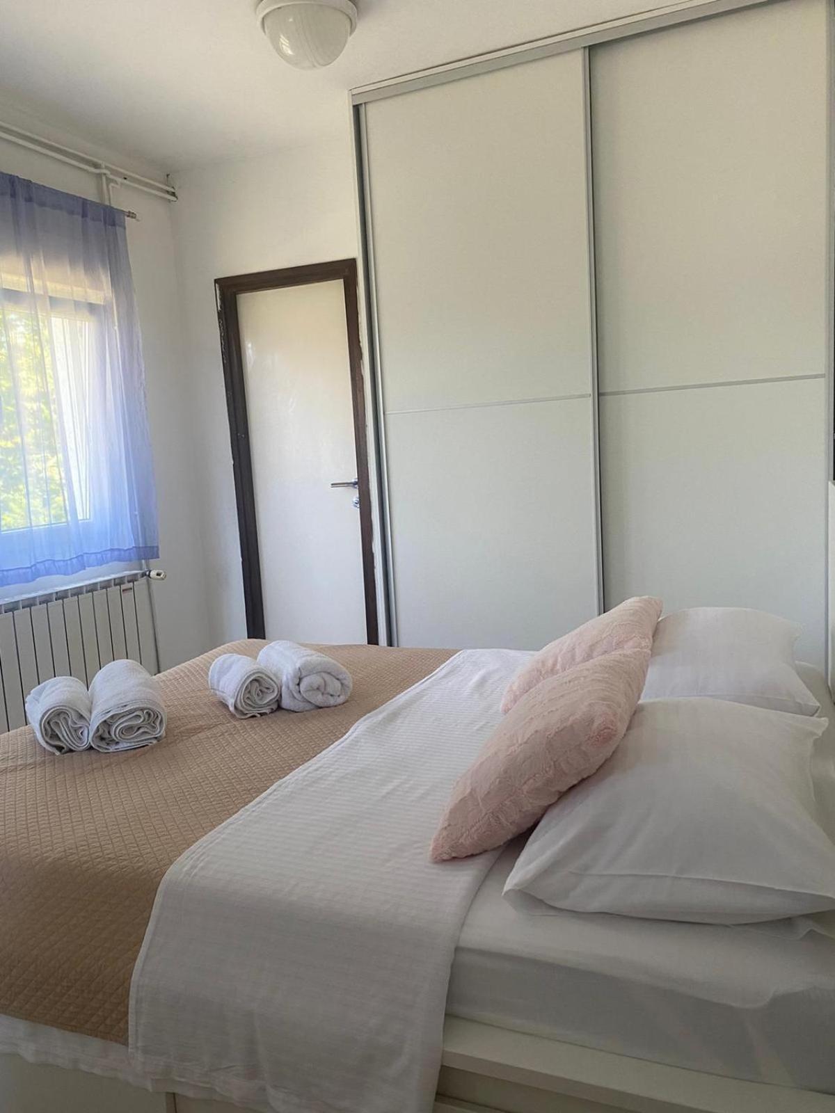 Melanie Appartement Privlaka  Buitenkant foto