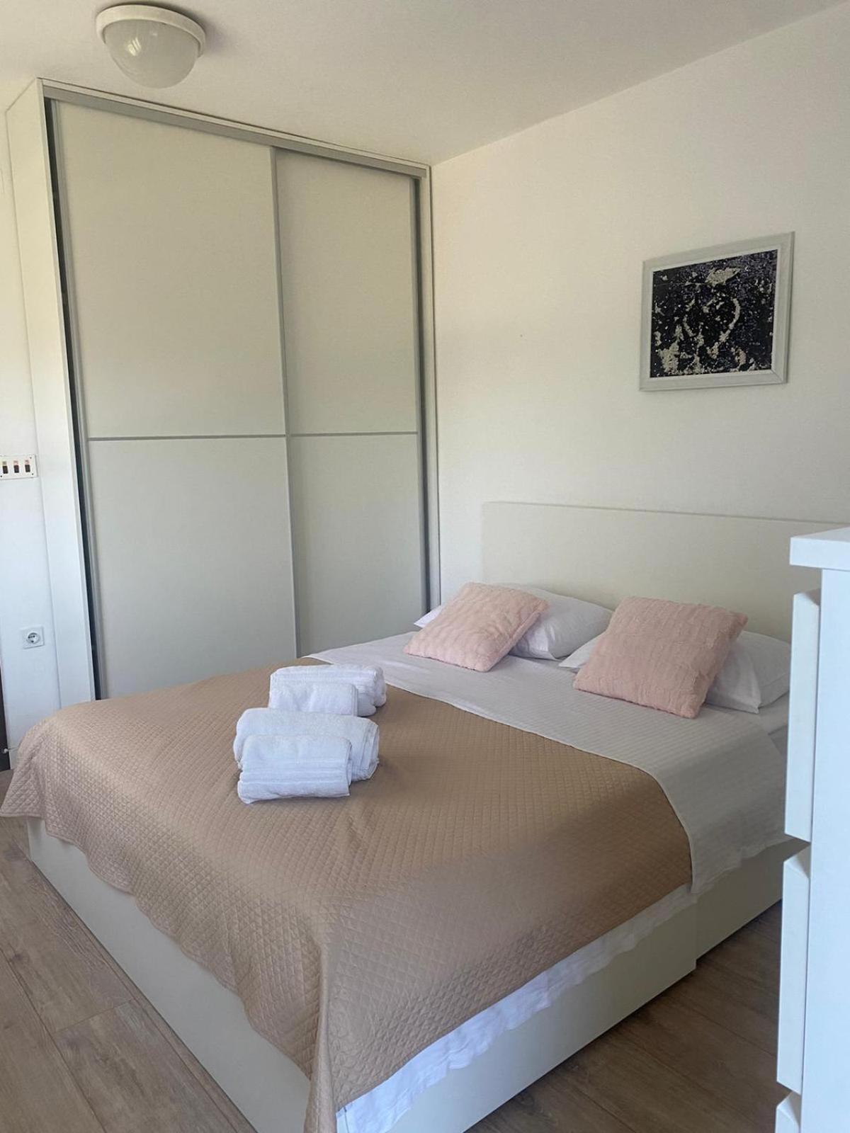 Melanie Appartement Privlaka  Buitenkant foto
