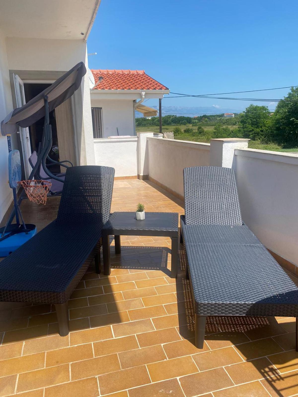 Melanie Appartement Privlaka  Buitenkant foto